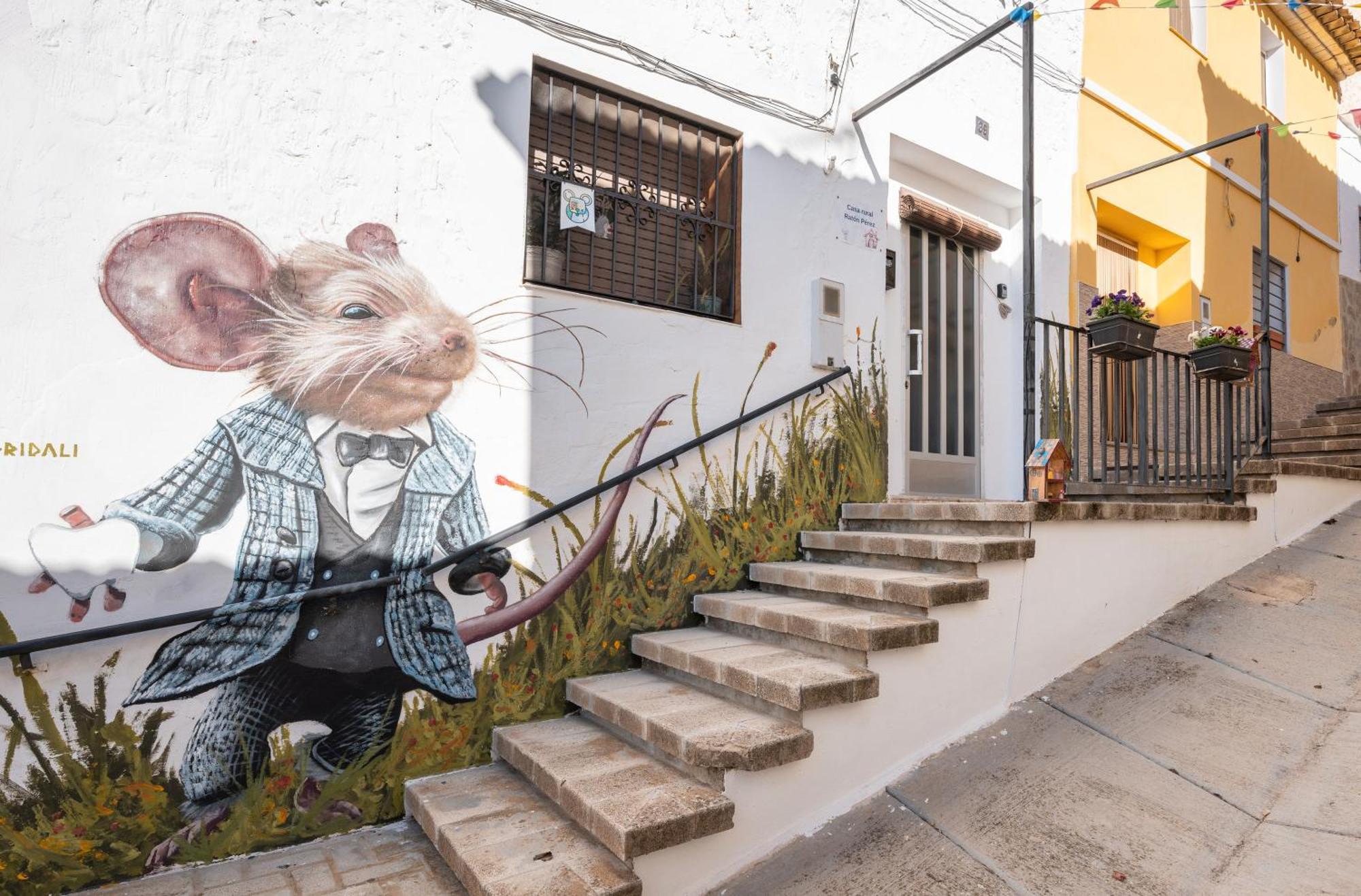 Navarrés Casa Raton Perezゲストハウス エクステリア 写真